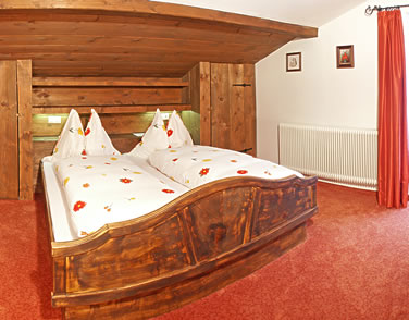 Apartments Holzknecht - Ferienwohnungen in Neustift im Stubaital