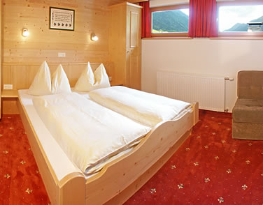 Apartments Holzknecht - Ferienwohnungen in Neustift im Stubaital